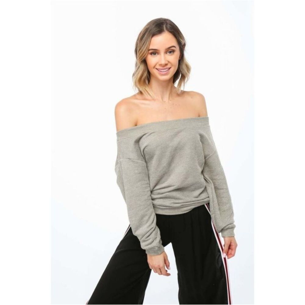 Olivia Pratt Womens Off The Shoulder Sweatshirt, NWT